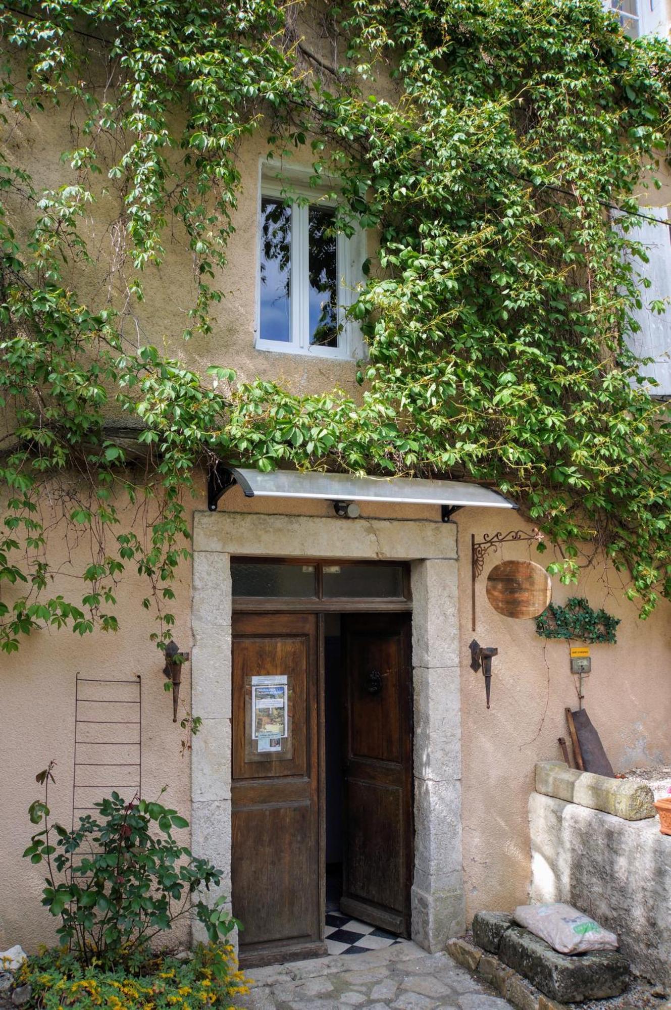 Maison Du Manoir Валлон-Пон-д'Арк Экстерьер фото