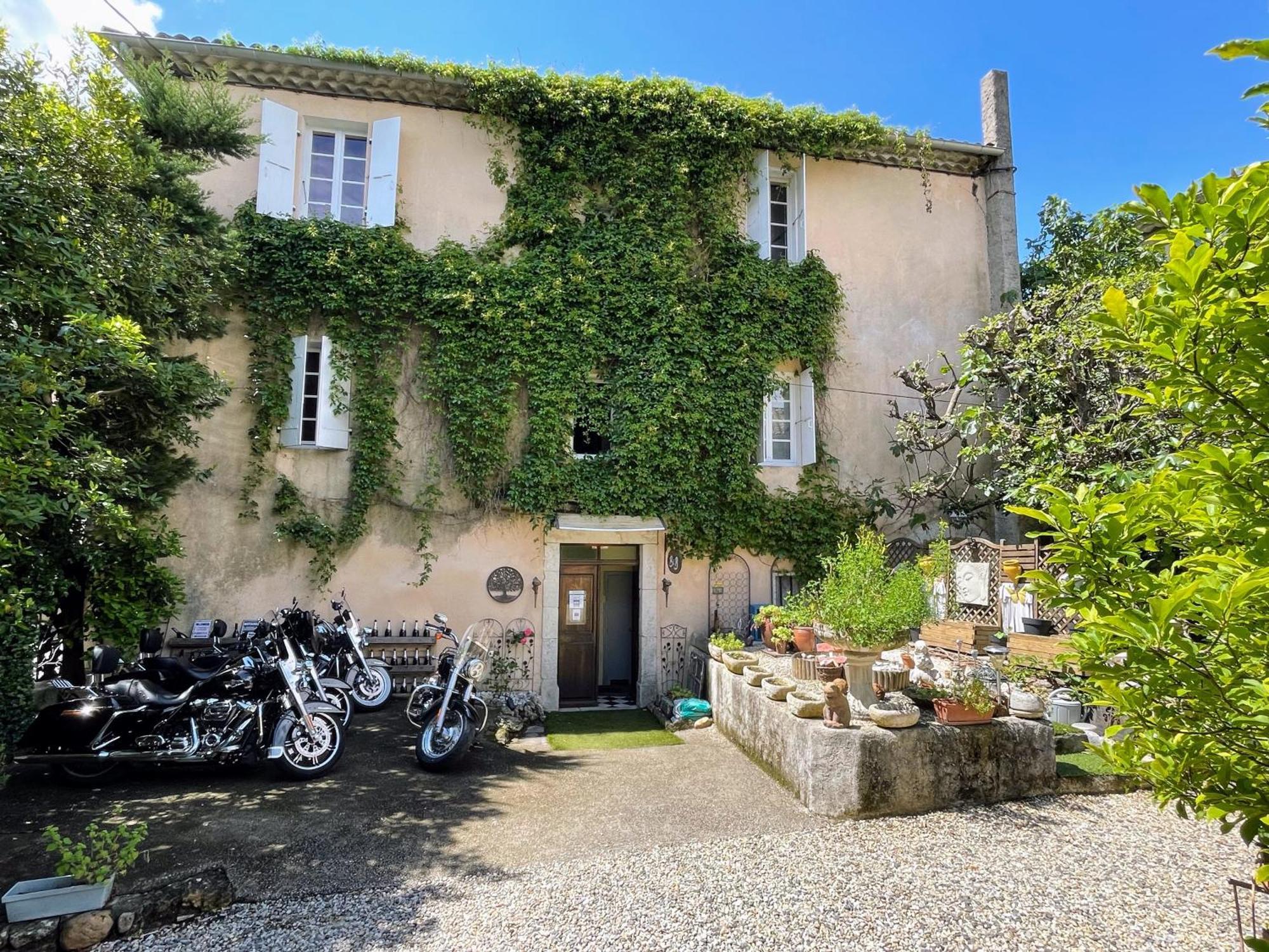 Maison Du Manoir Валлон-Пон-д'Арк Экстерьер фото
